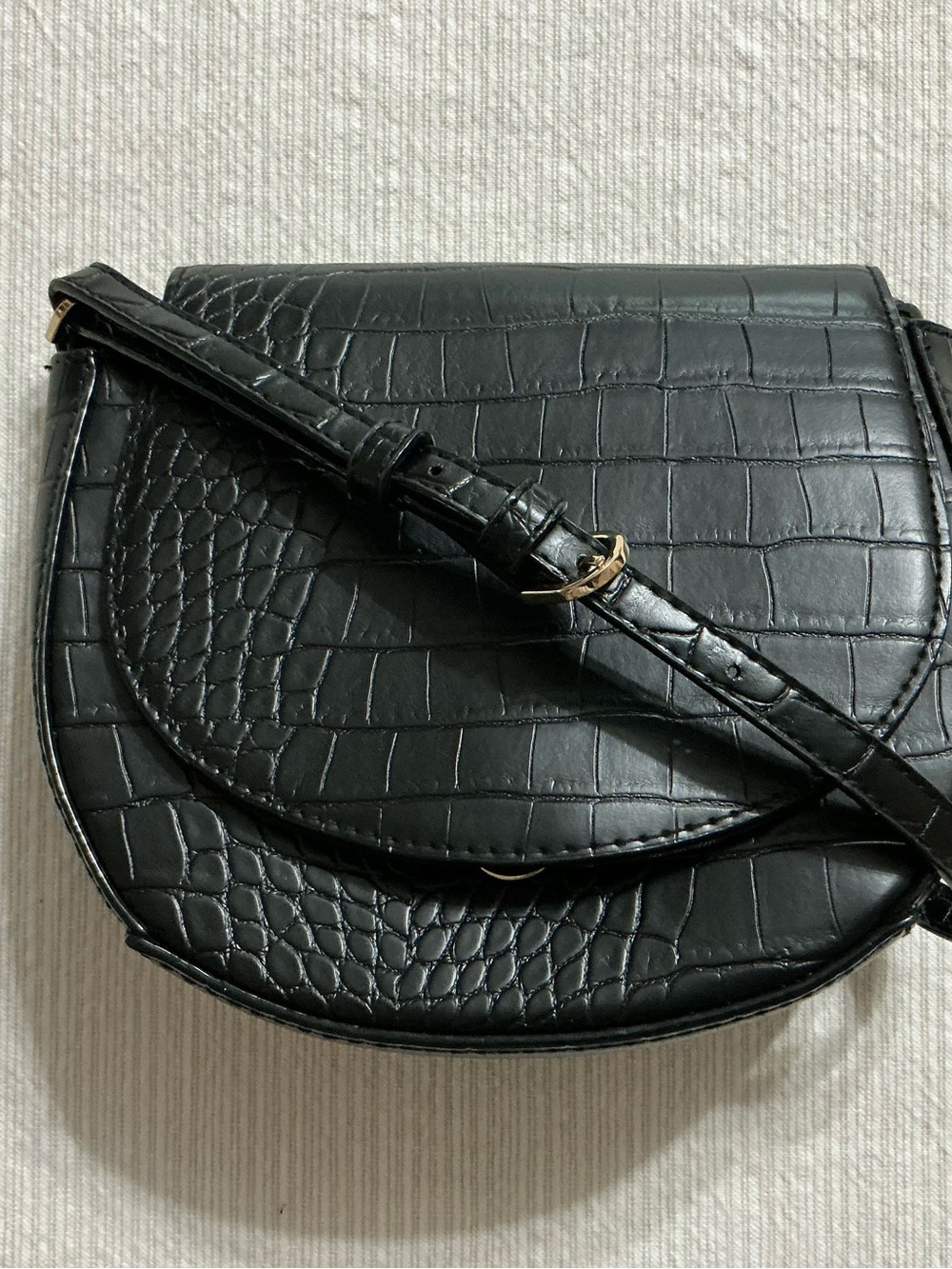 A New Day Faux Leather Black Crocodile Texture Crossbody Bag